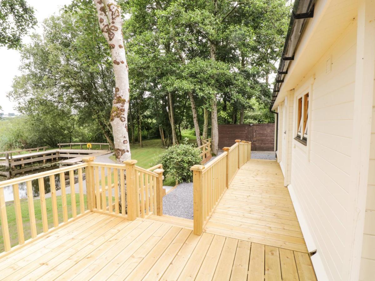 Port Heron Lodge Athlone Eksteriør billede